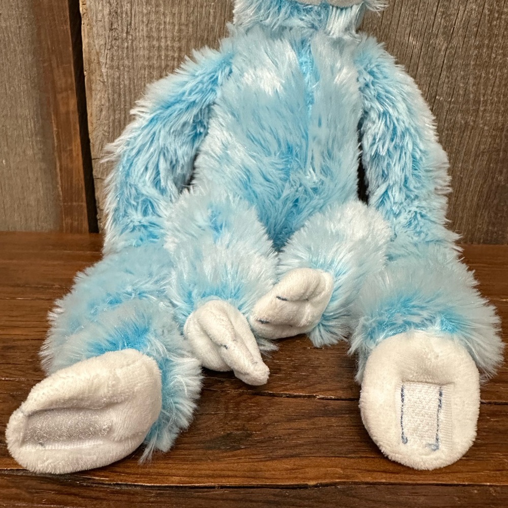 Kellytoy Long Arm Plush Sloth in Frosted Blue 22” Stuffed Animal - Picture 8 of 16